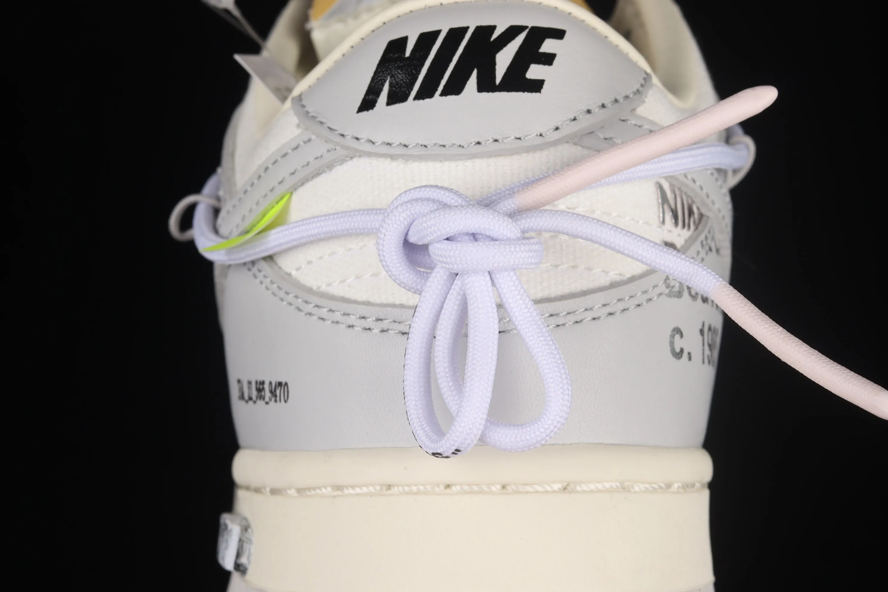 All Categories Nk SB Dunk Series Nk SB Dunk Low Low-top sneakers Pure original version OF x Nk Dunk Low OW Gray SB smashed backboard fashion casual sneakers DM1602-123